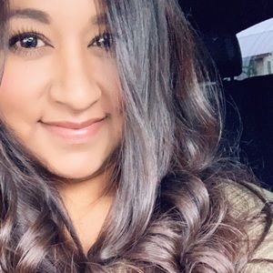 Meet your Posher, Lucila